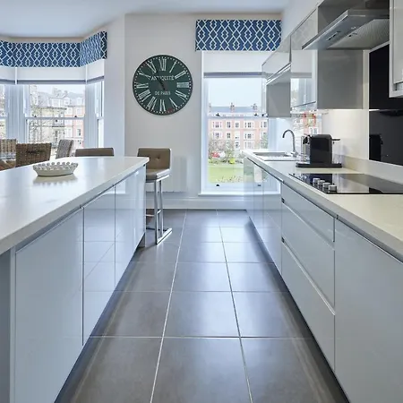 Host & - The Little Lobster