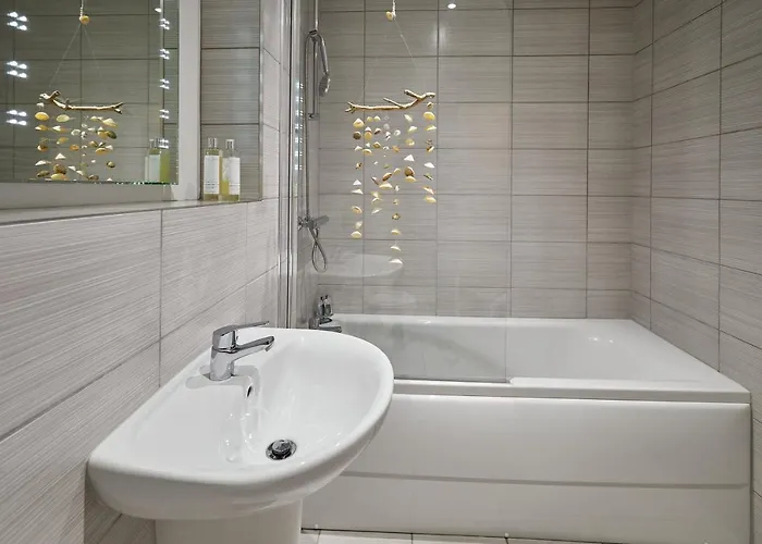 Host & - The Little Lobster Apartman *